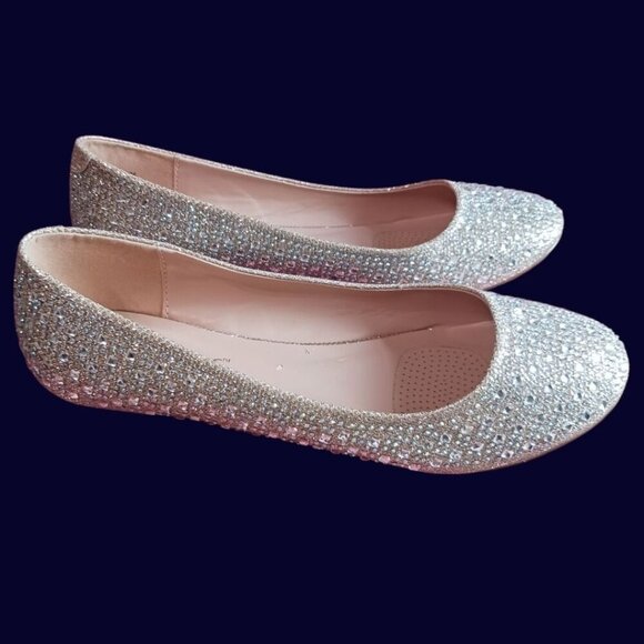 Fabulicious Rhinestone-Embellished Ballet Flats  Color Nude Glitter Mesh Size 10 - Picture 4 of 13